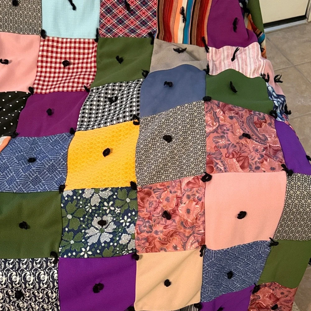Colorful Patchwork Quilt - Picture 4 of 5